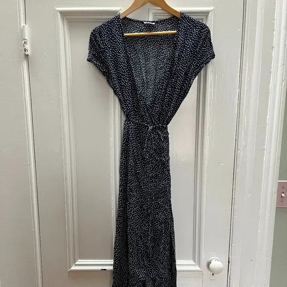 NOM Maternity navy polka dot wrap dress - Picture 2 of 5